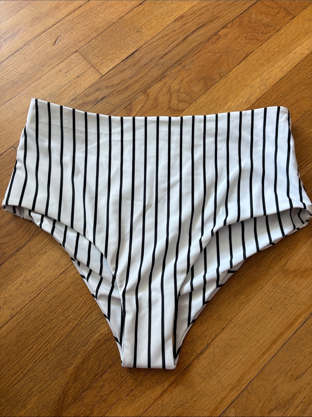High-Waist Vertical Stripe Bikini Bottoms - White/Black